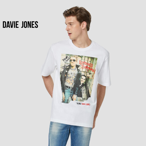 DAVIE JONES เสื้อยืดโอเวอร์ไซซ์ พิมพ์ลาย สีขาว Graphic Print Oversized T-Shirt in white WA0147 WH BK